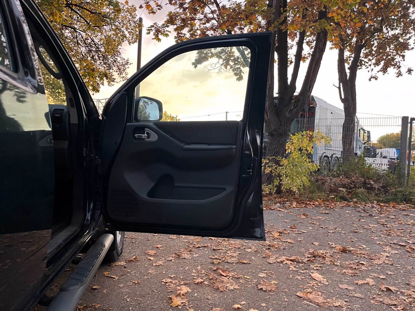 NISSAN NAVARA PICKUP DOUBLE CAB SE 4X4 | 190 ch | BVA | VOLANT EN CUIR