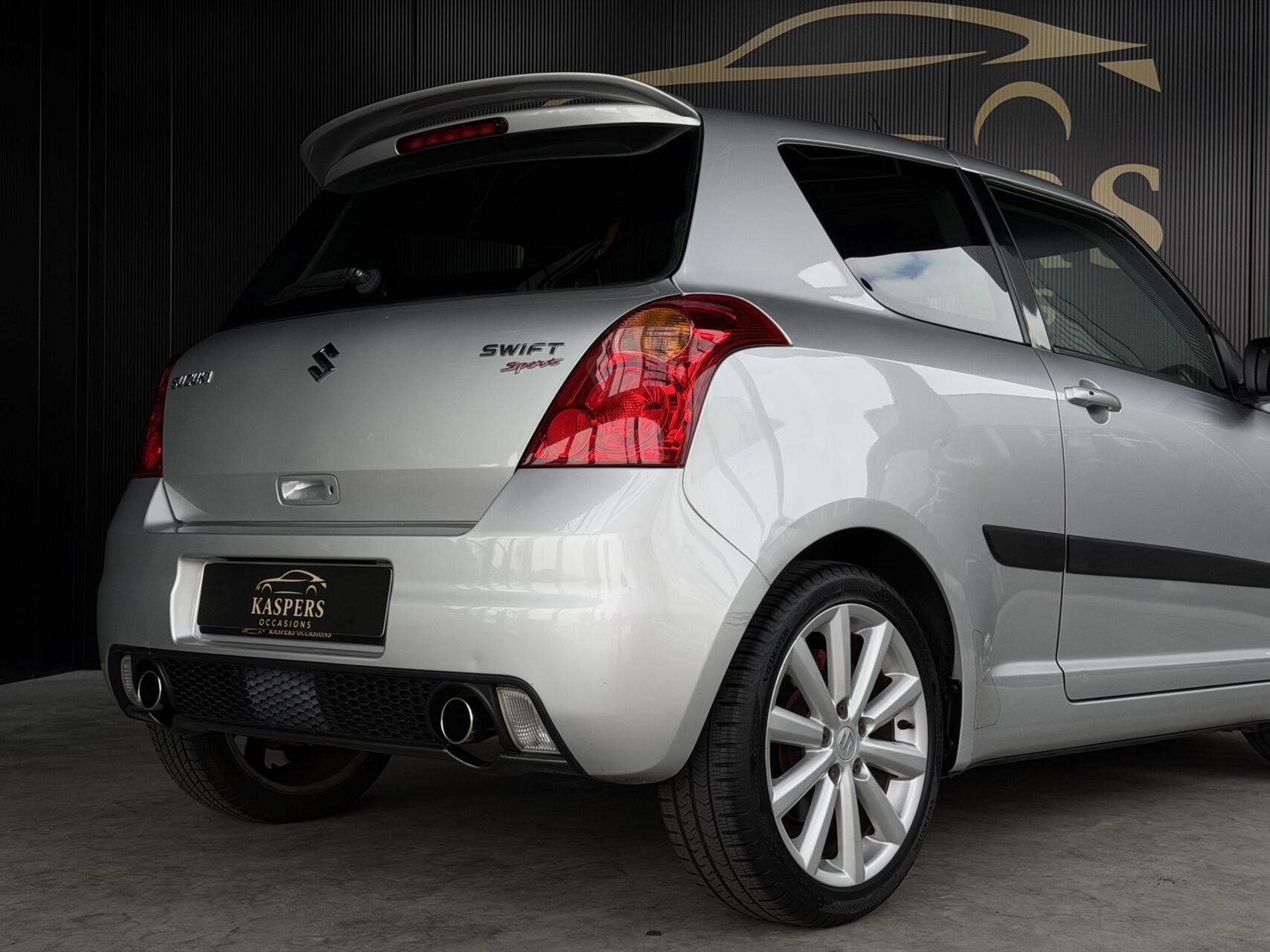 SUZUKI SWIFT 1.6 SPORT 125ch - JANTES 17" - SIÈGES SPORT - CLIMATISATION AUTOMATIQUE - DÉMARRAGE SANS CLÉ - AILERON