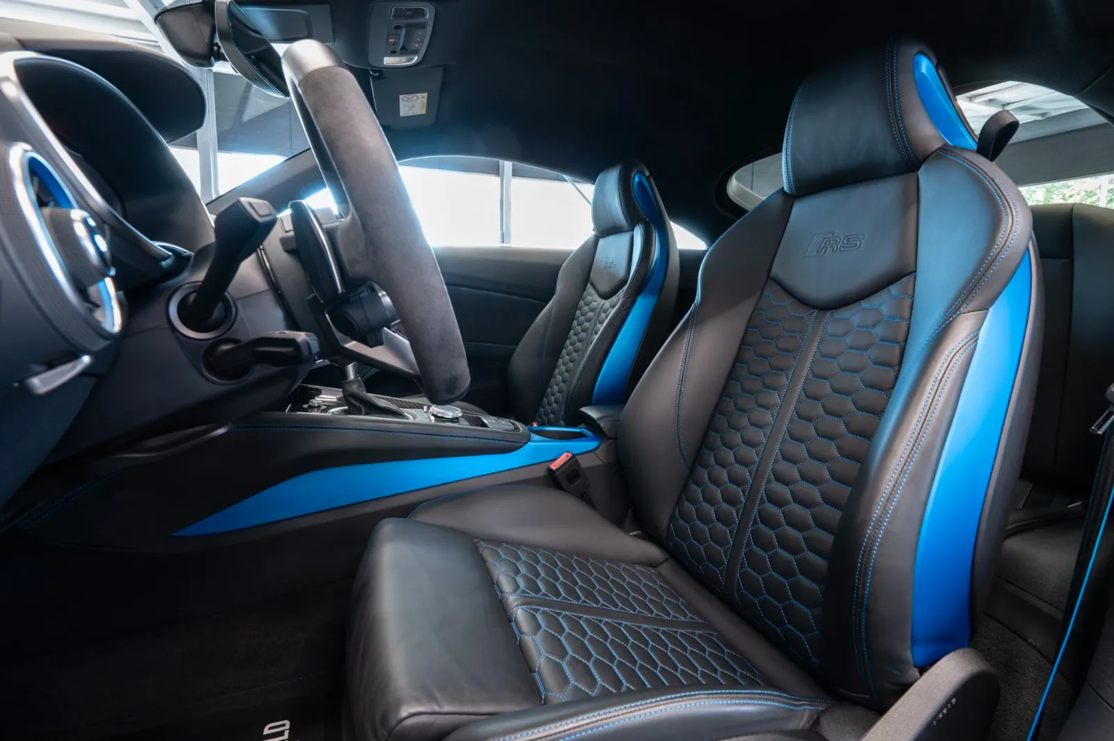 Audi TT RS Coupé 2.5 TFSI quattro ABT 470 ch • 1ère Main - 15 400 km • Matrix • OLED • B&O • Carbone • 20"