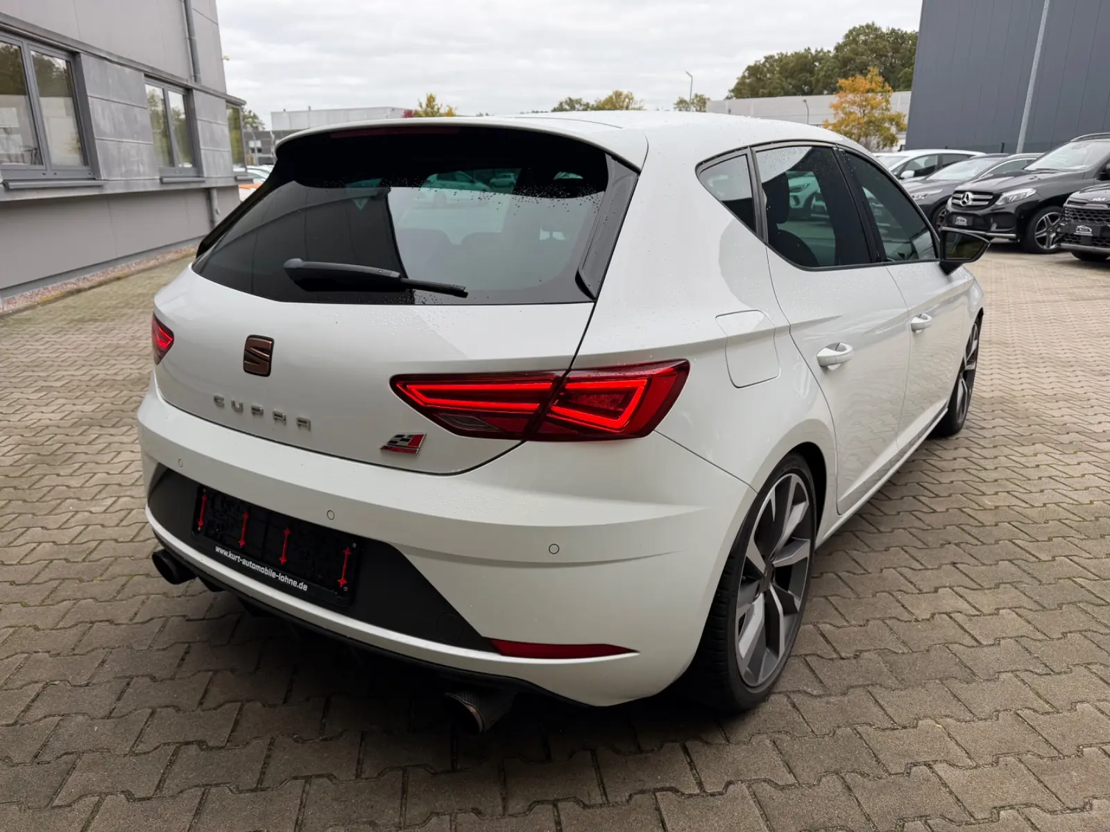 SEAT LEON CUPRA - 300 CV - ALCANTARA - BVA - ÉCHAPPEMENT SPORT
