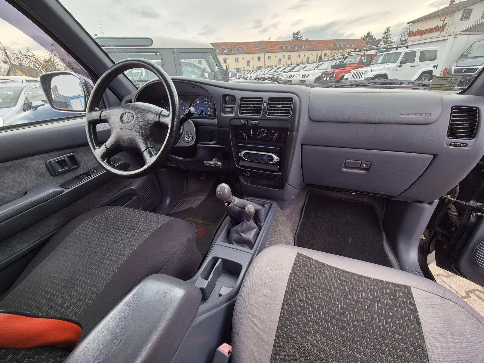 TOYOTA HILUX XTRA CAB SPECIAL 102 ch BVM 4x4 - 124000 km