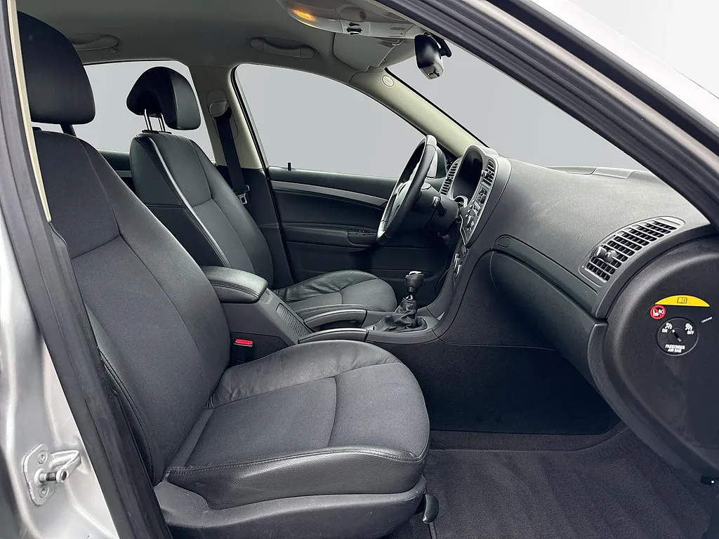 SAAB 9-3 SPORTSEDAN 1.8t BIOPOWER 175ch - 1ÈRE MAIN - SIÈGES CHAUFFANTS - SIÈGE ÉLECTRIQUE - ATTELAGE - CLIMATISATION BIZONE
