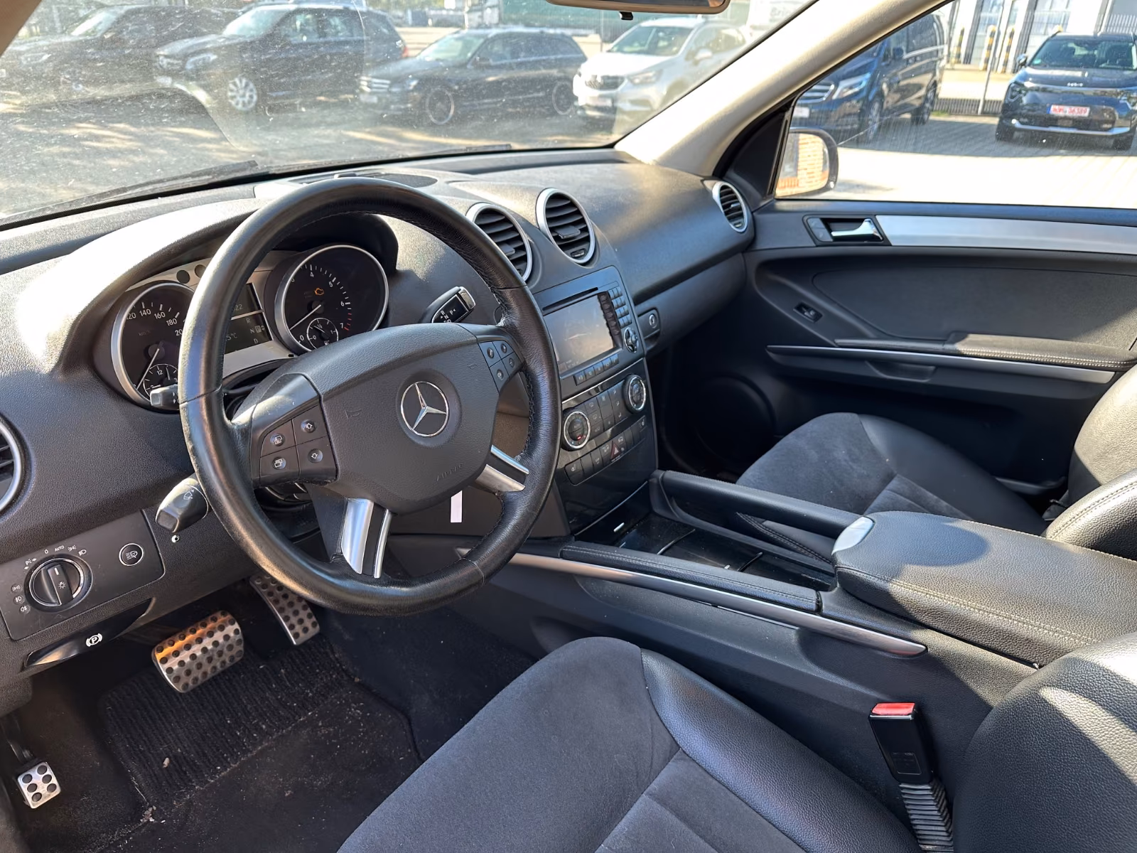 Mercedes-Benz ML 350 4Matic Pack Sport | 272 ch | BVA | Toit ouvrant | GPS | Sièges chauffants | Phares xénon