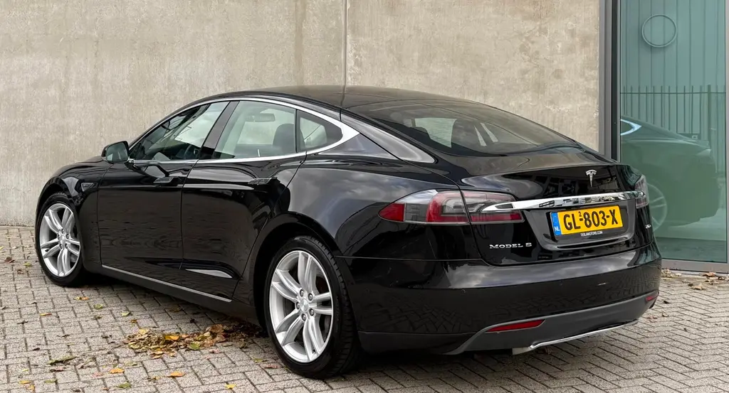 Tesla Model S 70D 333ch - Soh 89% - Supercharge gratuite - Autonomie 390km - Pack Climat Froid - Jantes 19"