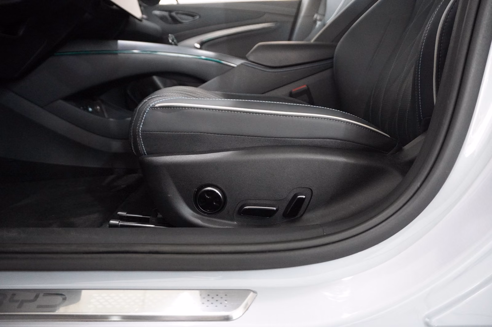 BYD SEAL - RWD - DESIGN 82,5 KWH - 313 CV -  BVA