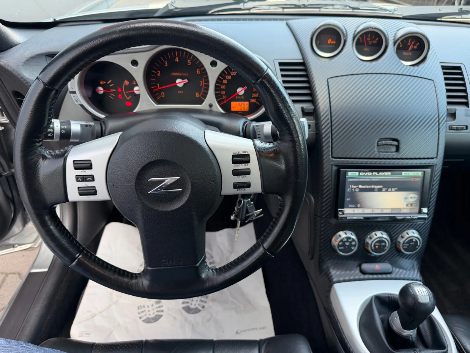 NISSAN 350Z COUPE BVM PREMIUM PACK CUIR XENON 78000KM TOP 280 ch PACK SPORT VOLANT EN CUIR