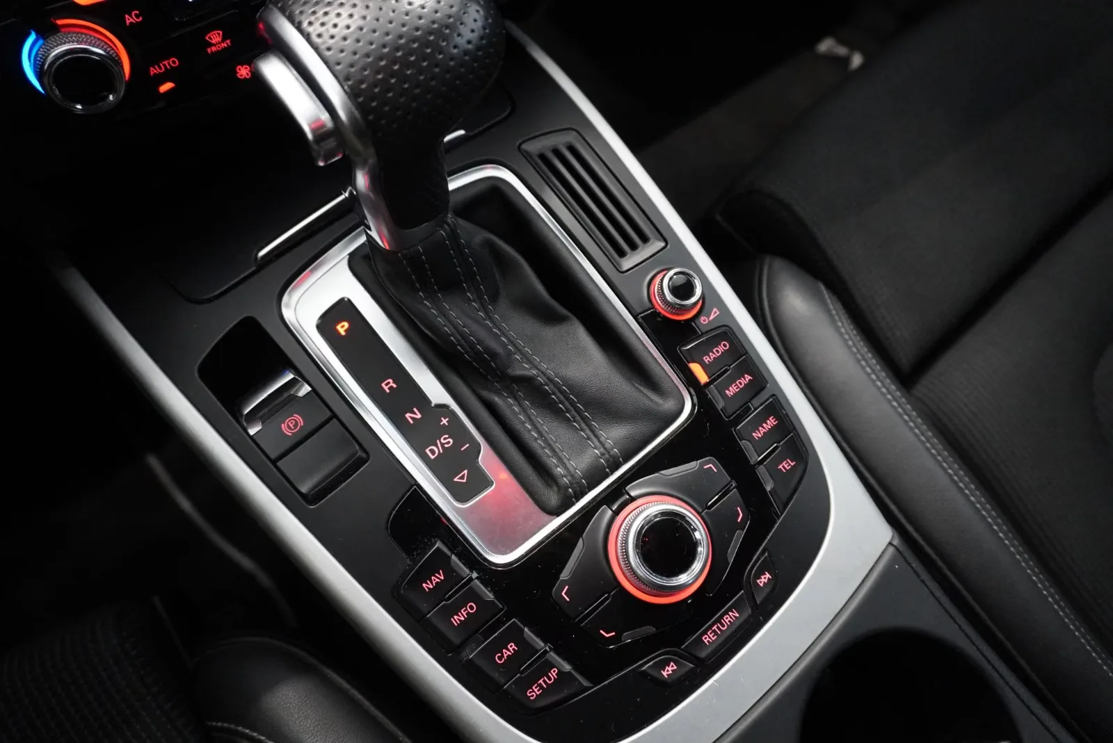 Audi A4 2.0 TFSI quattro 224 ch S line • S tronic • GPS • Radars AV/AR • Audi Sound System