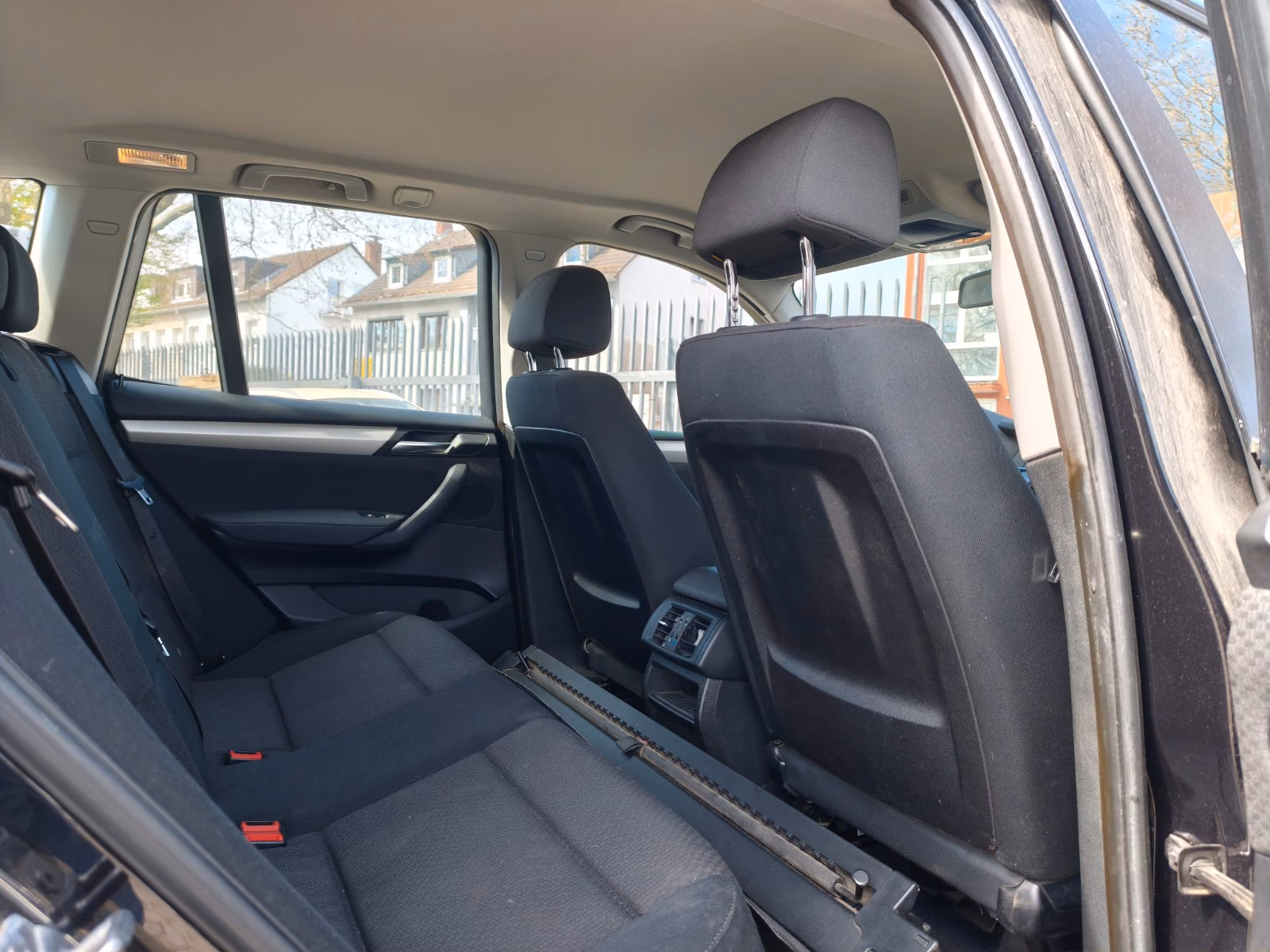 BMW X3 xDrive20d | 184 ch | BVA | Phares bi-xénon | Attelage | Radar de recul | Jeu de jantes supplémentaire