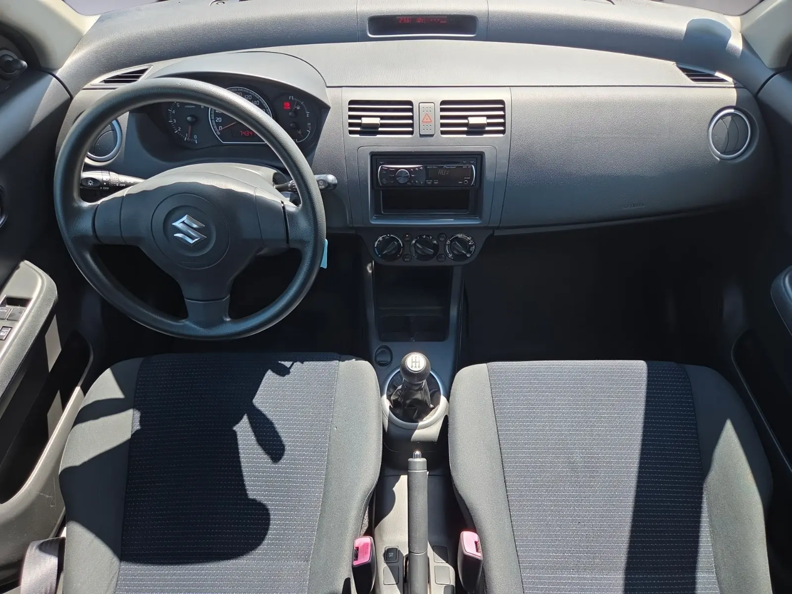 SUZUKI SWIFT 2EME MAIN - CLIMATISATION | 92 ch | 4X4 | BVM