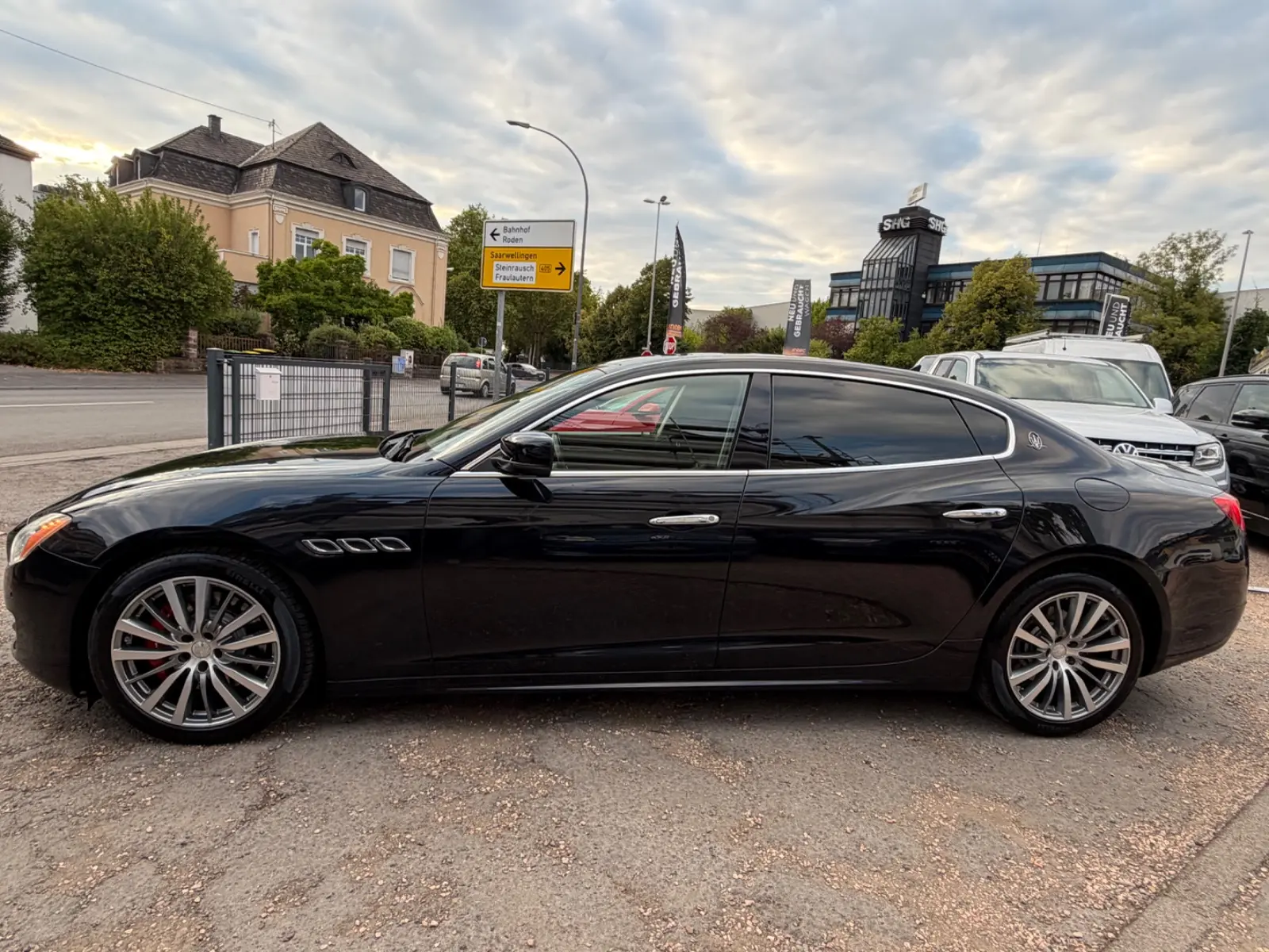 Maserati Quattroporte 3.0 V6 Diesel | 275 ch | BVA | Cuir | Toit ouvrant | Caméra | GPS | Sièges chauffants