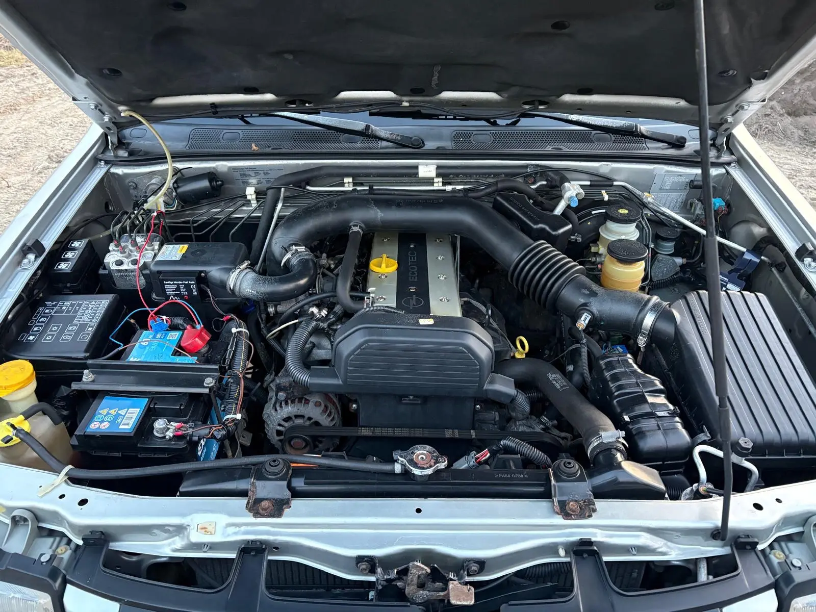 Opel Frontera 2.0 16V Sport Edition 2000 2.2 136ch - Nouveau pot catalytique - Attelage - Climatisation - Carnet entretien