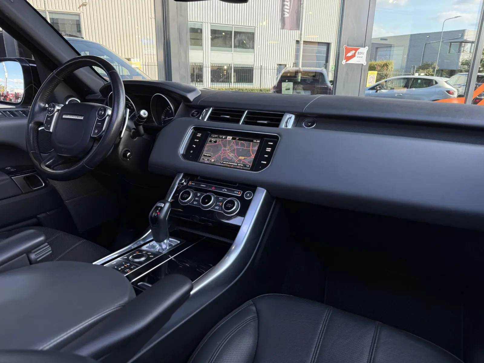 LAND ROVER RANGE ROVER SPORT 3.0 TDV6 258CH HSE DYNAMIC