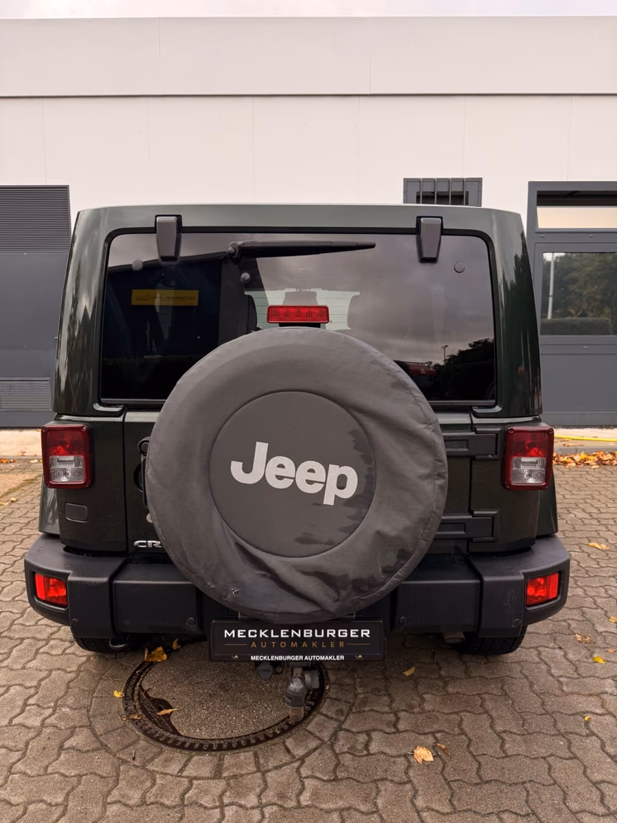 JEEP WRANGLER SAHARA 200CH 4X4