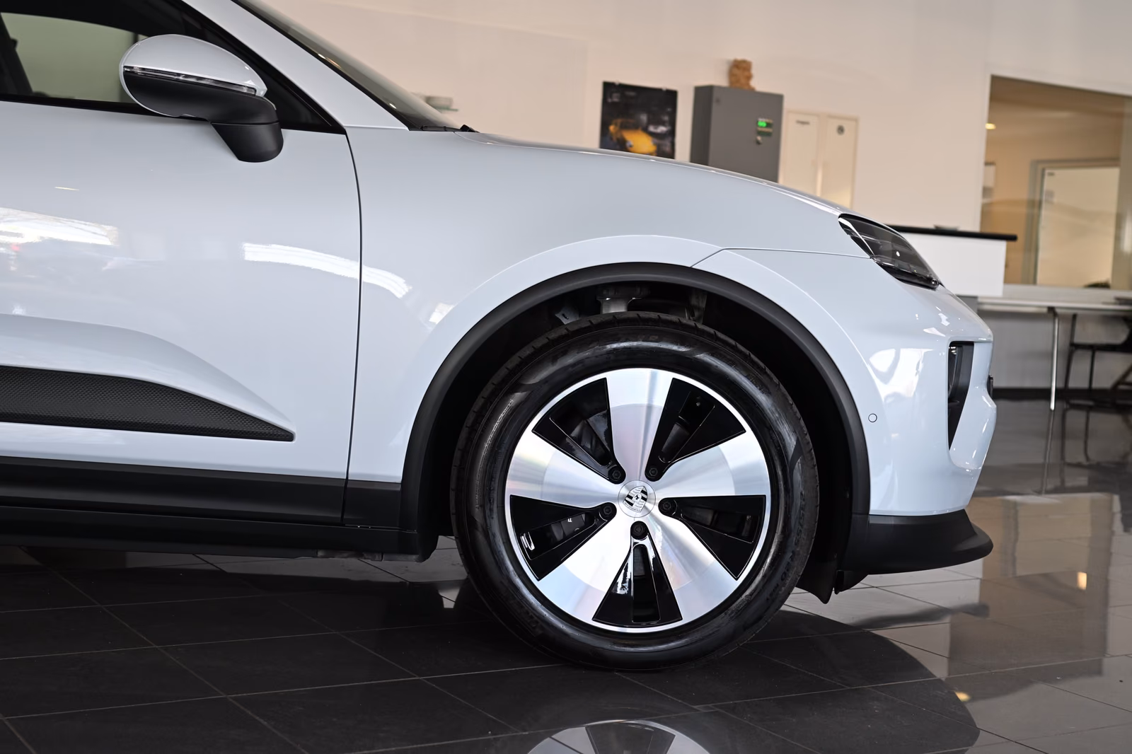 PORSCHE MACAN - ELECTRIC 100 KWH - 360 CV - BVA