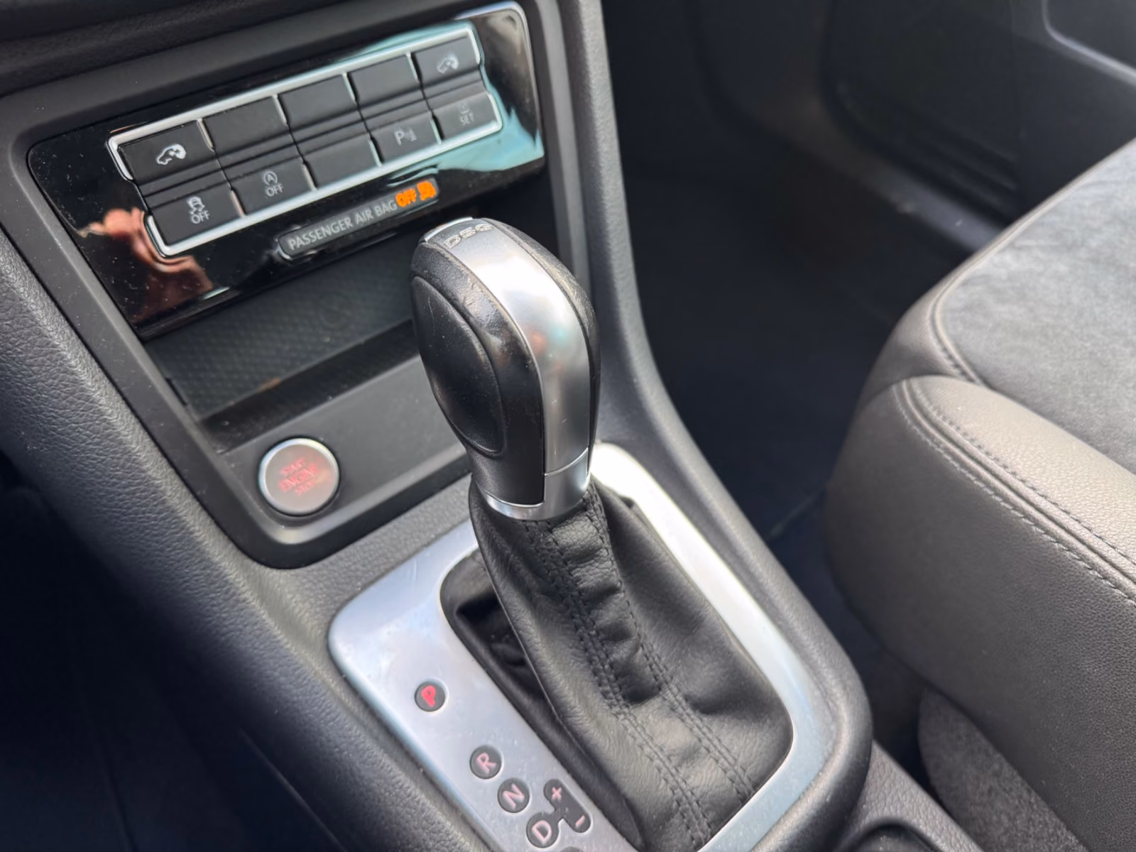 VOLKSWAGEN SHARAN 2.0 TDI 184CH DSG