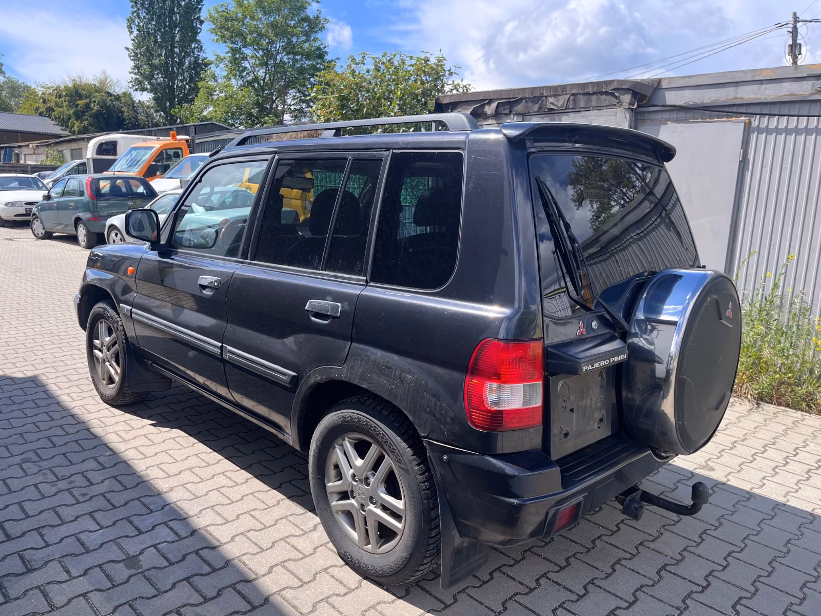 Mitsubishi Pajero Pinin 2.0 GDI 129 ch 4x4 Motion Plus • Cuir • Sièges chauffants • Attelage • Clim