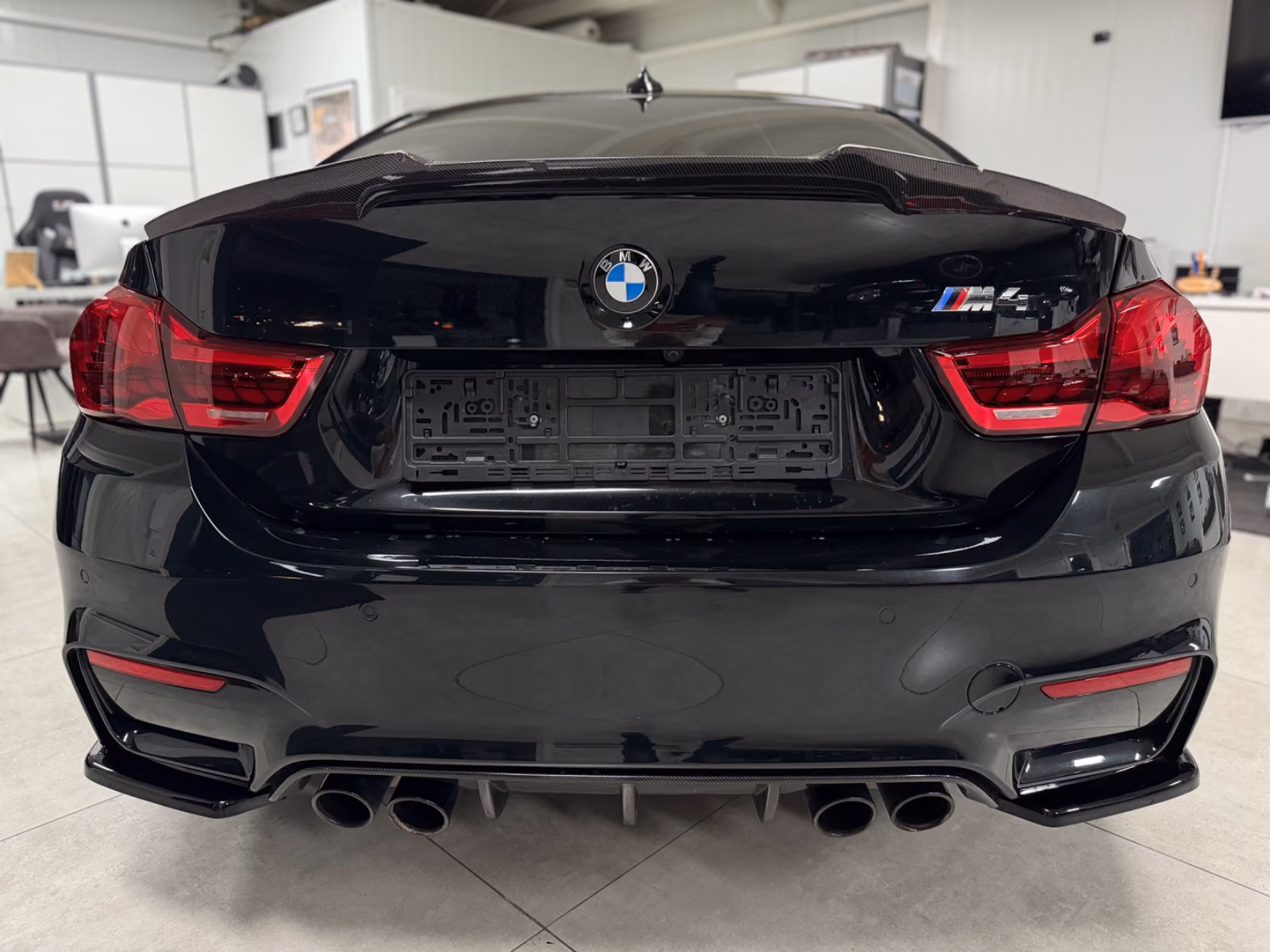 BMW M4 COUPE 431CH