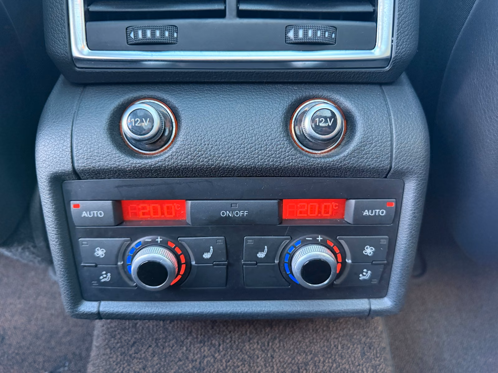 AUDI Q7 3.0 V6 TDI 245 CH – QUATTRO – BVA – 7 PLACES – TOIT PANORAMIQUE – CUIR – XÉNON – 189 000 KM
