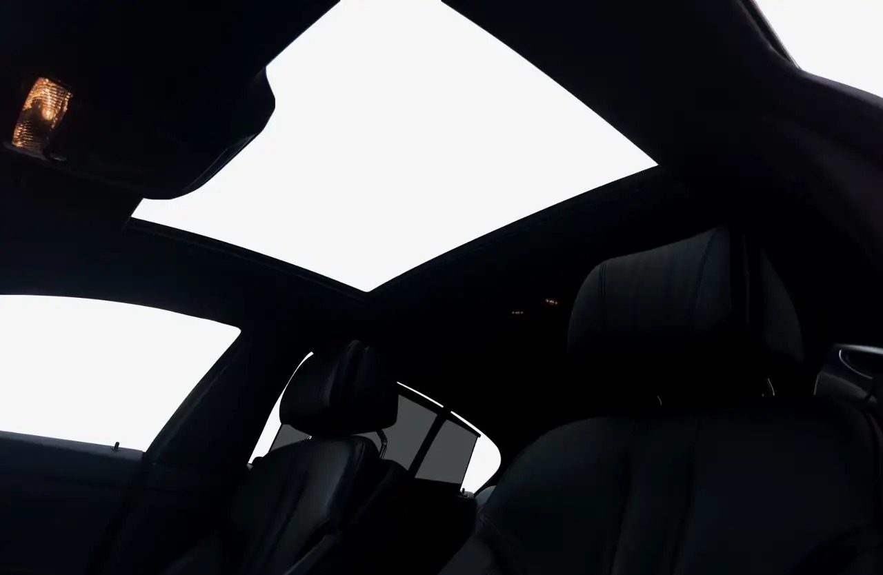 BMW 650i xDrive Gran Coupé V8 450 ch • 69 000 km • Bang & Olufsen • Head-up • Toit ouvrant • Soft Close
