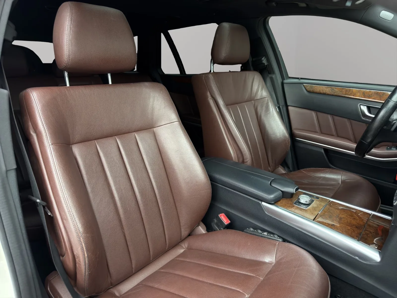 Mercedes E 350 BlueTEC Break V6 252 ch Avantgarde • Toit pano • Cuir • Harman Kardon • GPS • LED