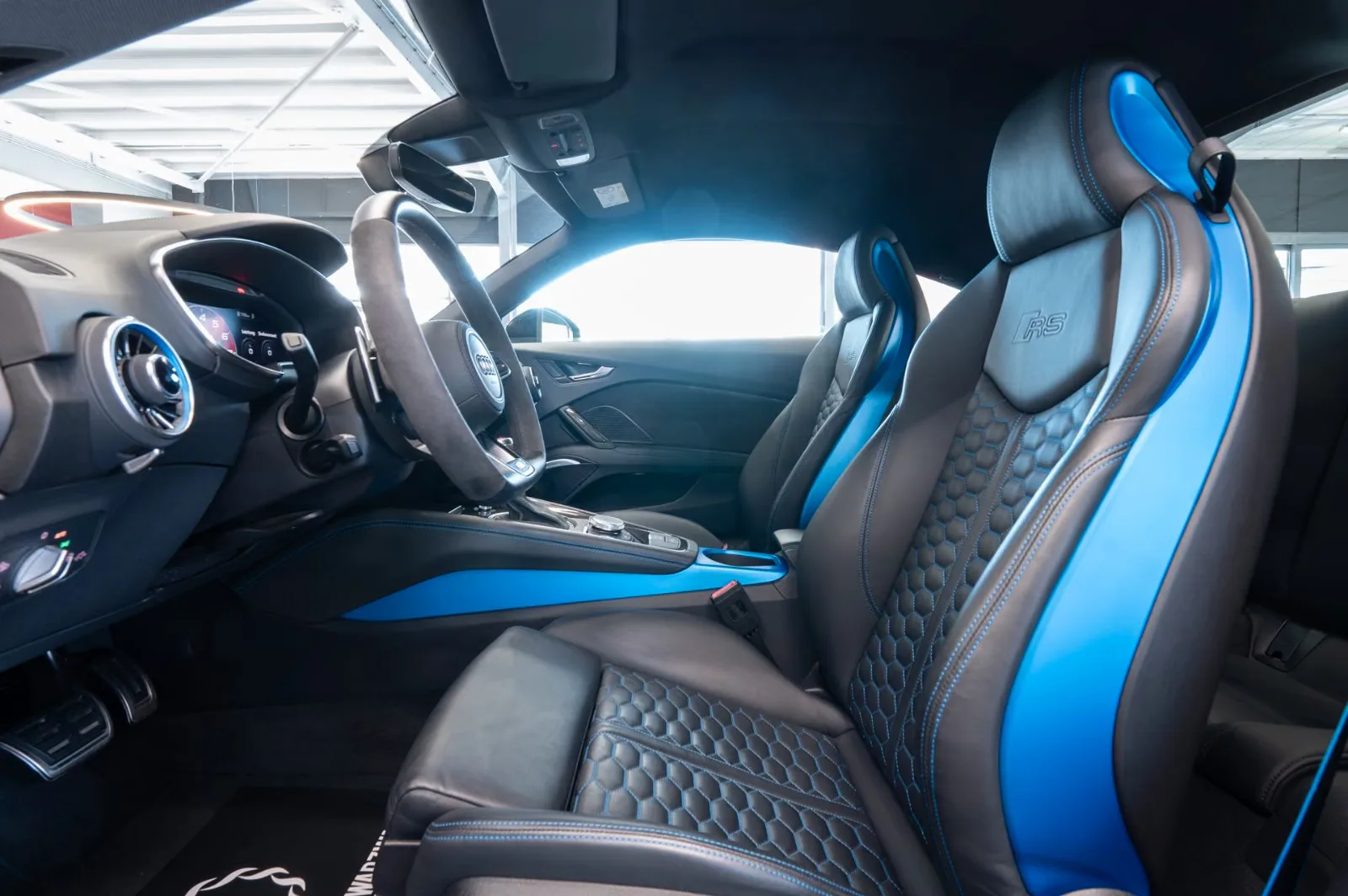 Audi TT RS Coupé 2.5 TFSI quattro ABT 470 ch • 1ère Main - 15 400 km • Matrix • OLED • B&O • Carbone • 20"
