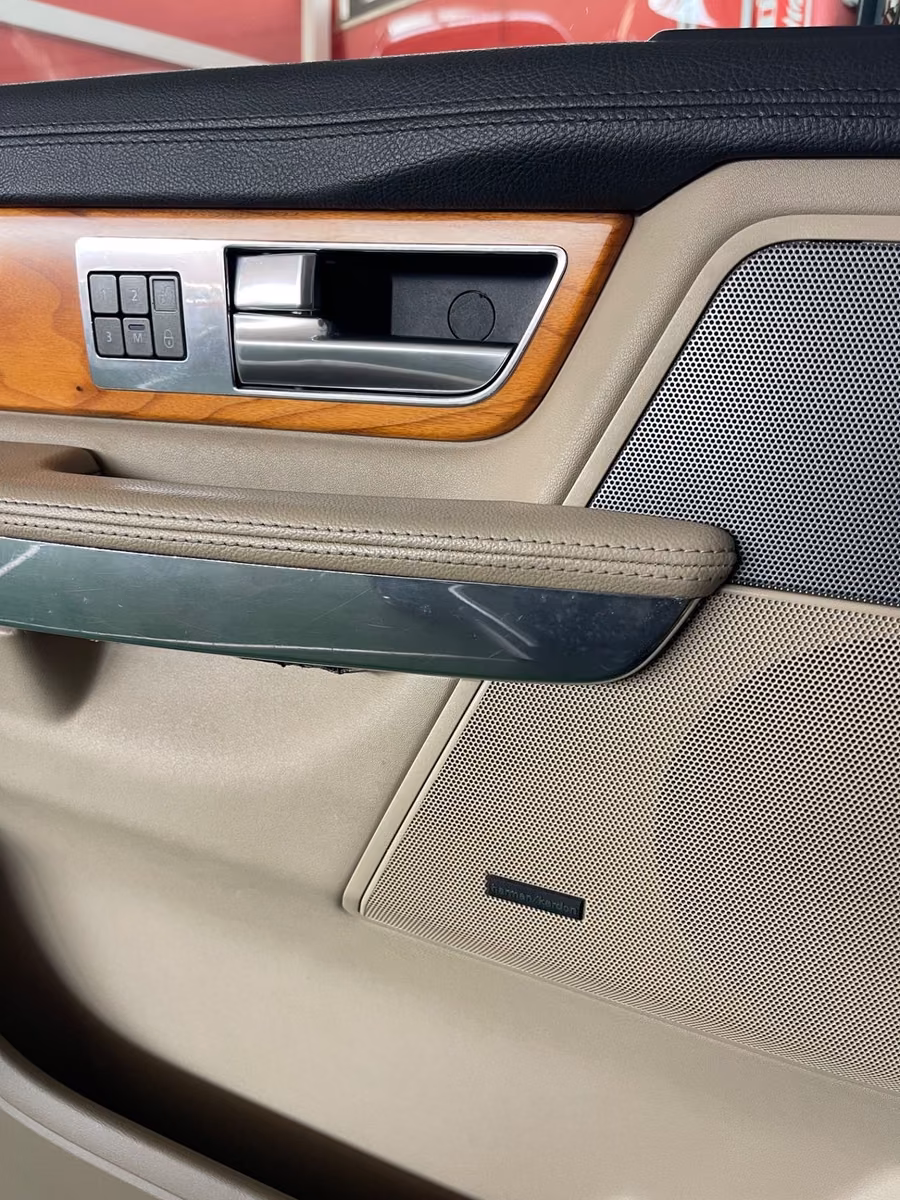 Land Rover Range Rover Sport 3.6 TDV8 HSE | 272 ch | BVA | Cuir | GPS | Caméra de recul | Suspension pneumatique | Attelage