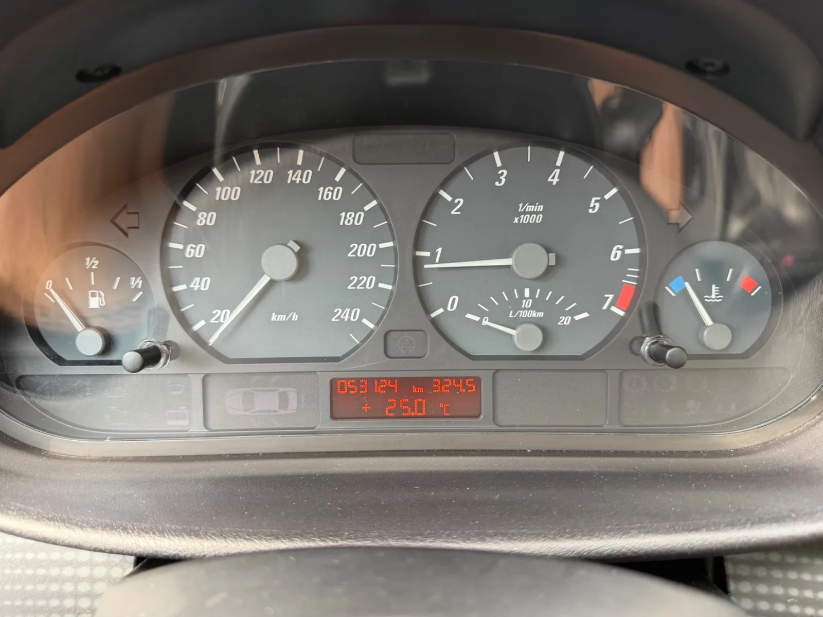 BMW 320 I COUPE  | 170 ch | BVM | TOIT OUVRANT | VOLANT EN CUIR