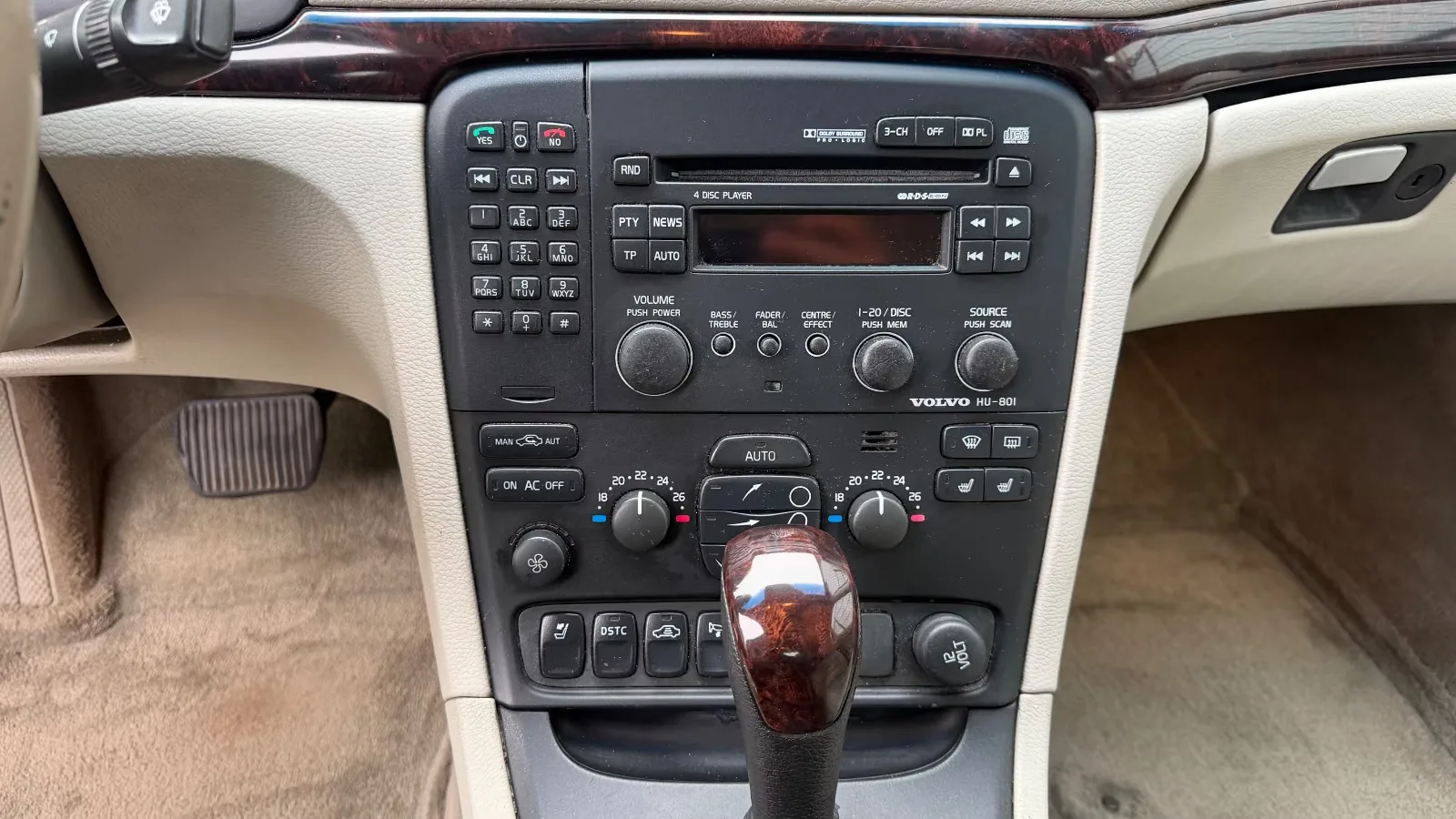 VOLVO S80 - 2.9l - 196 CV - EXECUTIVE - BVA
