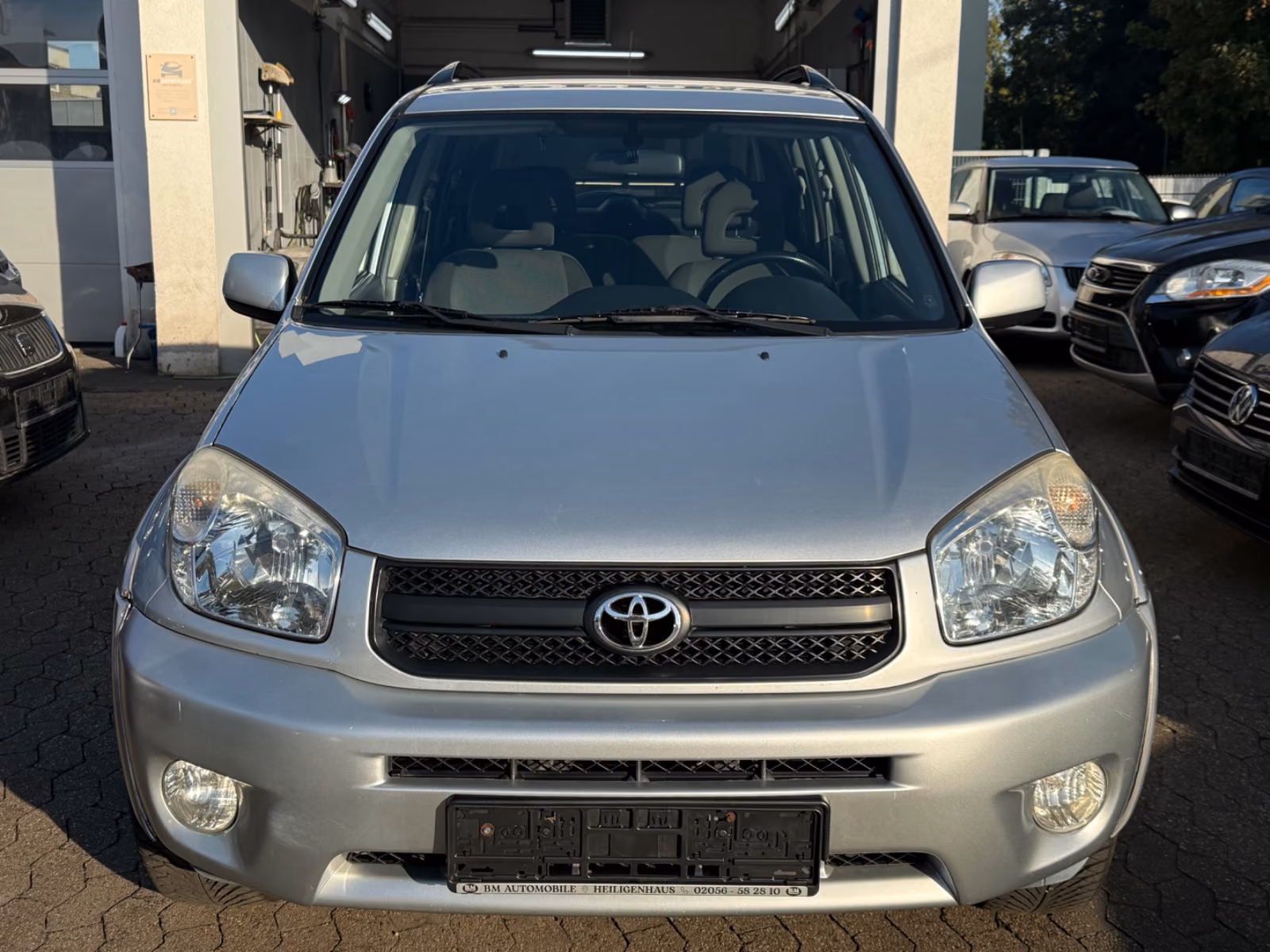 Toyota RAV4 2.0 VVT-i 150 ch 4x4 Sol • 5 portes • Clim auto • Attelage • Jantes 16"