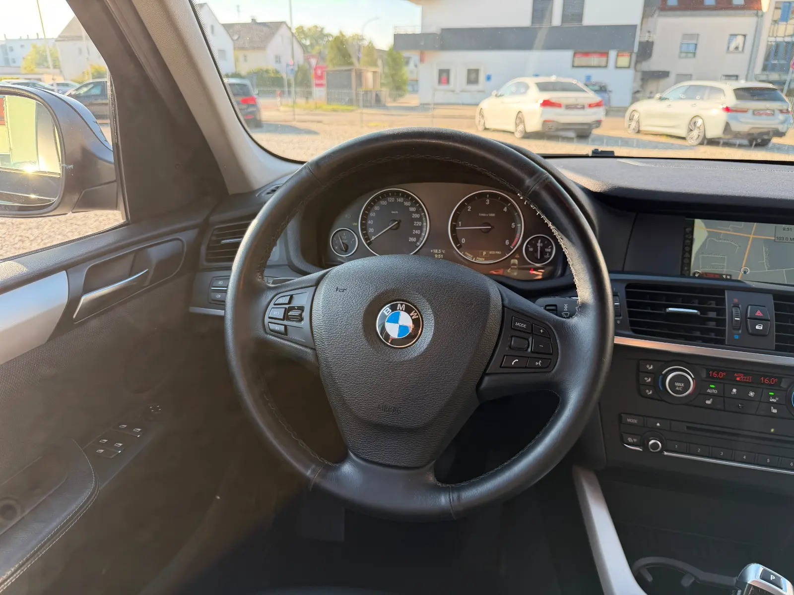 BMW X3 xDRIVE 20d 184ch BVA8 4x4 - CUIR - GPS - SIÈGES CHAUFFANTS - ATTELAGE - LED - RADARS AVANT/ARRIÈRE