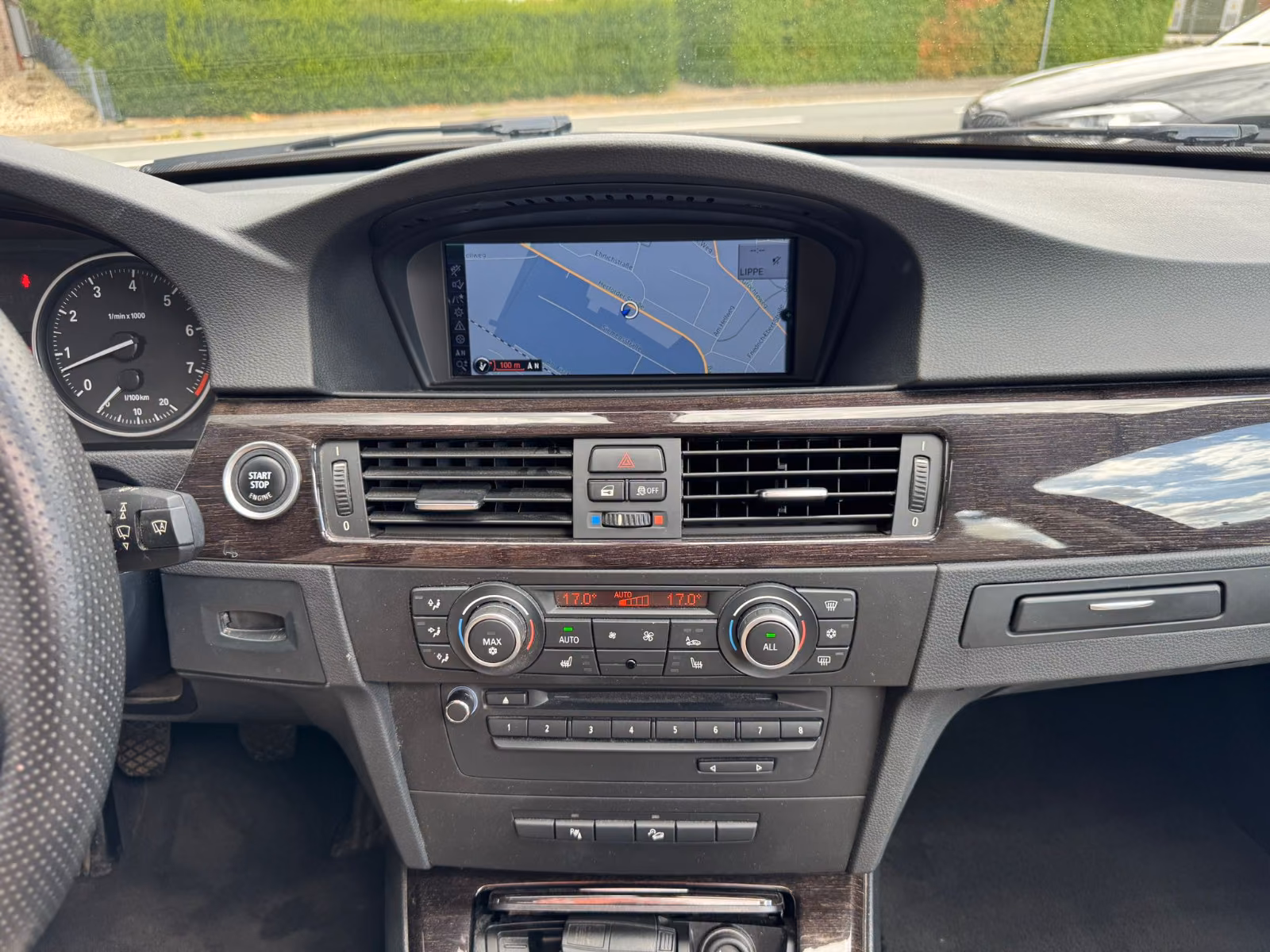 BMW 330i XDRIVE 272CH