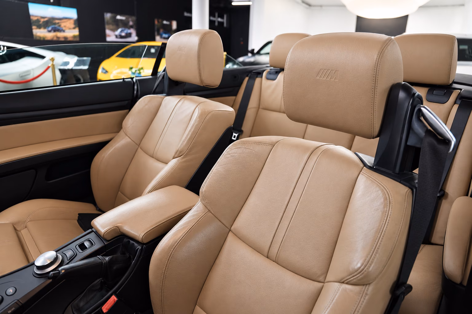BMW M3 E93 CABRIOLET 4.0 V8 420 CH – BVA – CUIR – M DRIVE – 120 000 KM