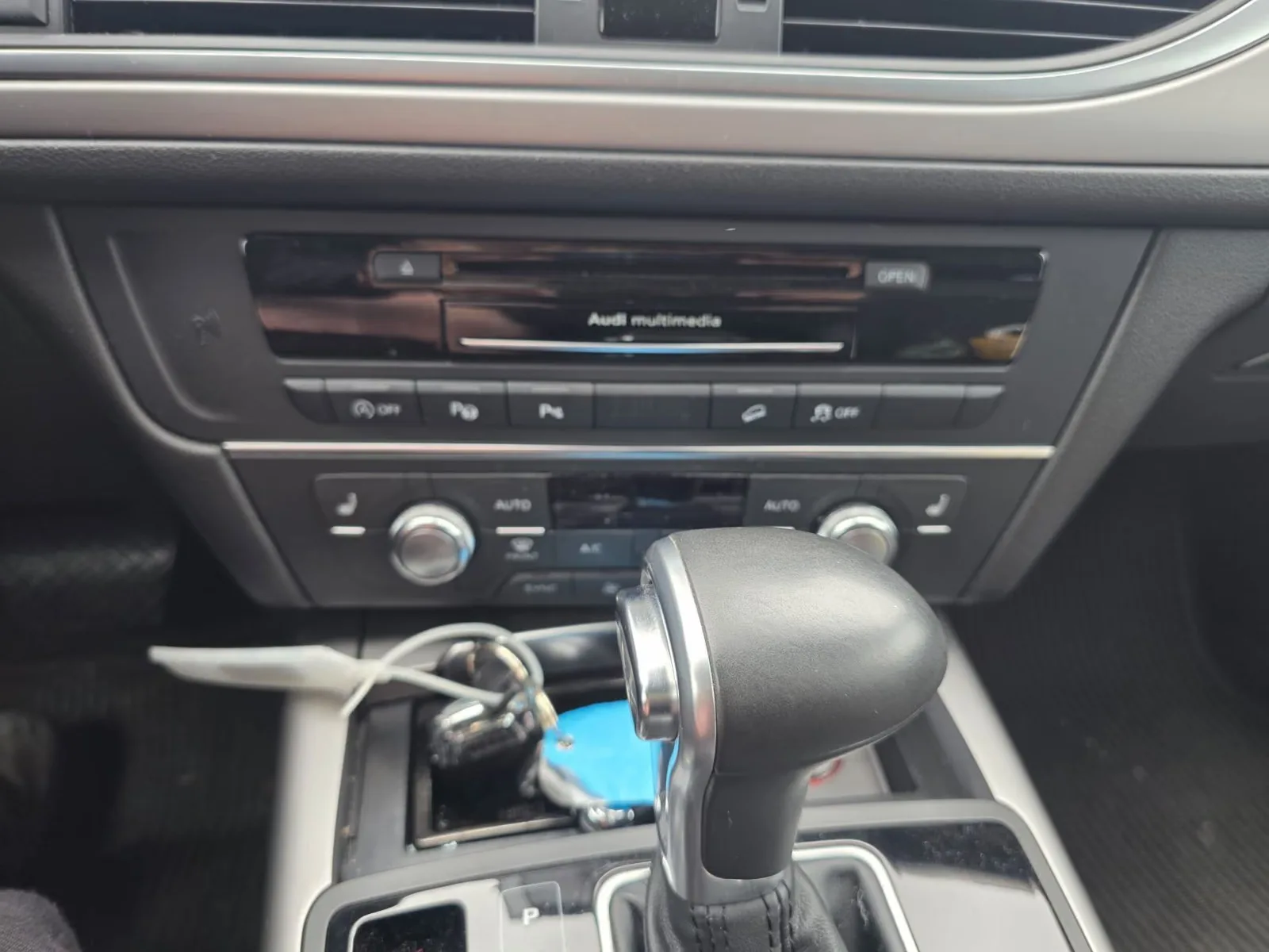Audi A6 Allroad 3.0 BiTDI quattro | 313 ch | BVA | Toit panoramique | Chauffage auxiliaire | GPS | Régulateur adaptatif | Attelage
