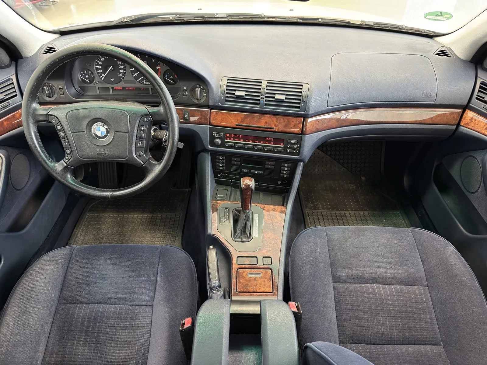 BMW 540 i TOURING 4.4 286 ch BVA - ATTELAGE - 255000 km