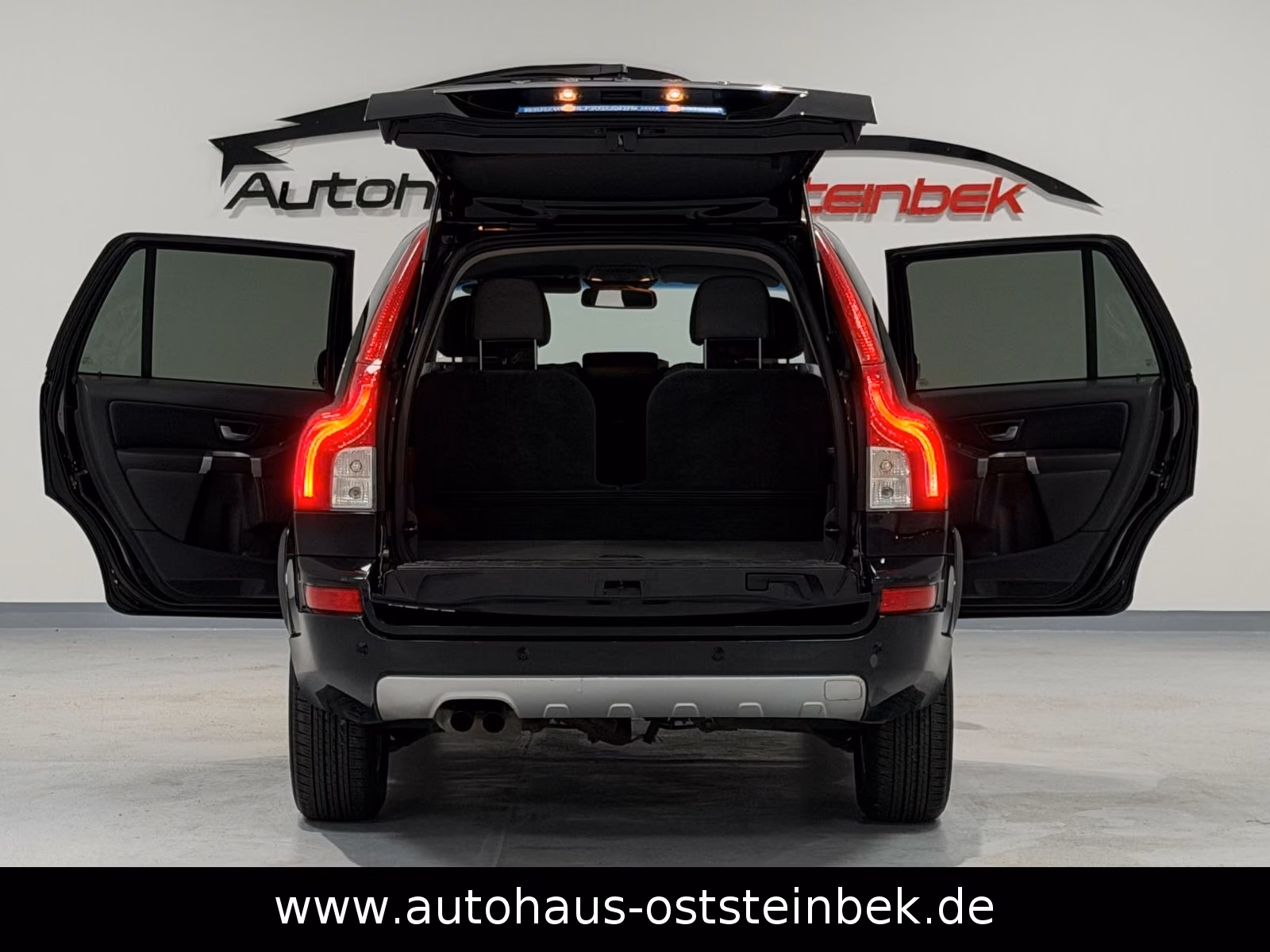 Volvo XC90 D5 AWD Summum | 200 ch | BVA | 7 places | GPS | Bi-xénon | Sièges chauffants | Sièges électriques à mémoire