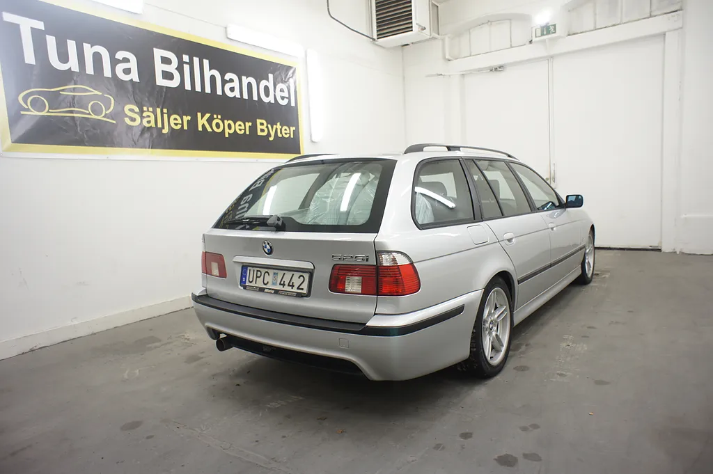 BMW 525i TOURING e39 192 ch BVA M SPORT 4X2 - 219000 km