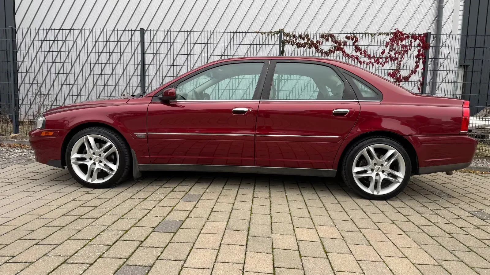 VOLVO S80 - 2.9l - 196 CV - EXECUTIVE - BVA