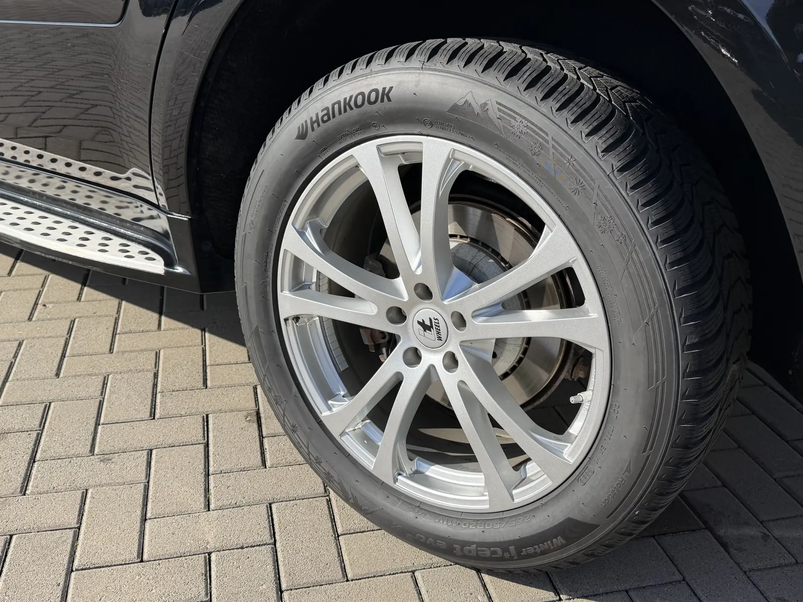 Mercedes-Benz Classe GL 450 4MATIC V8 | 340 ch | BVA | 7 places | Toit panoramique | Suspension pneumatique | Cuir | GPS