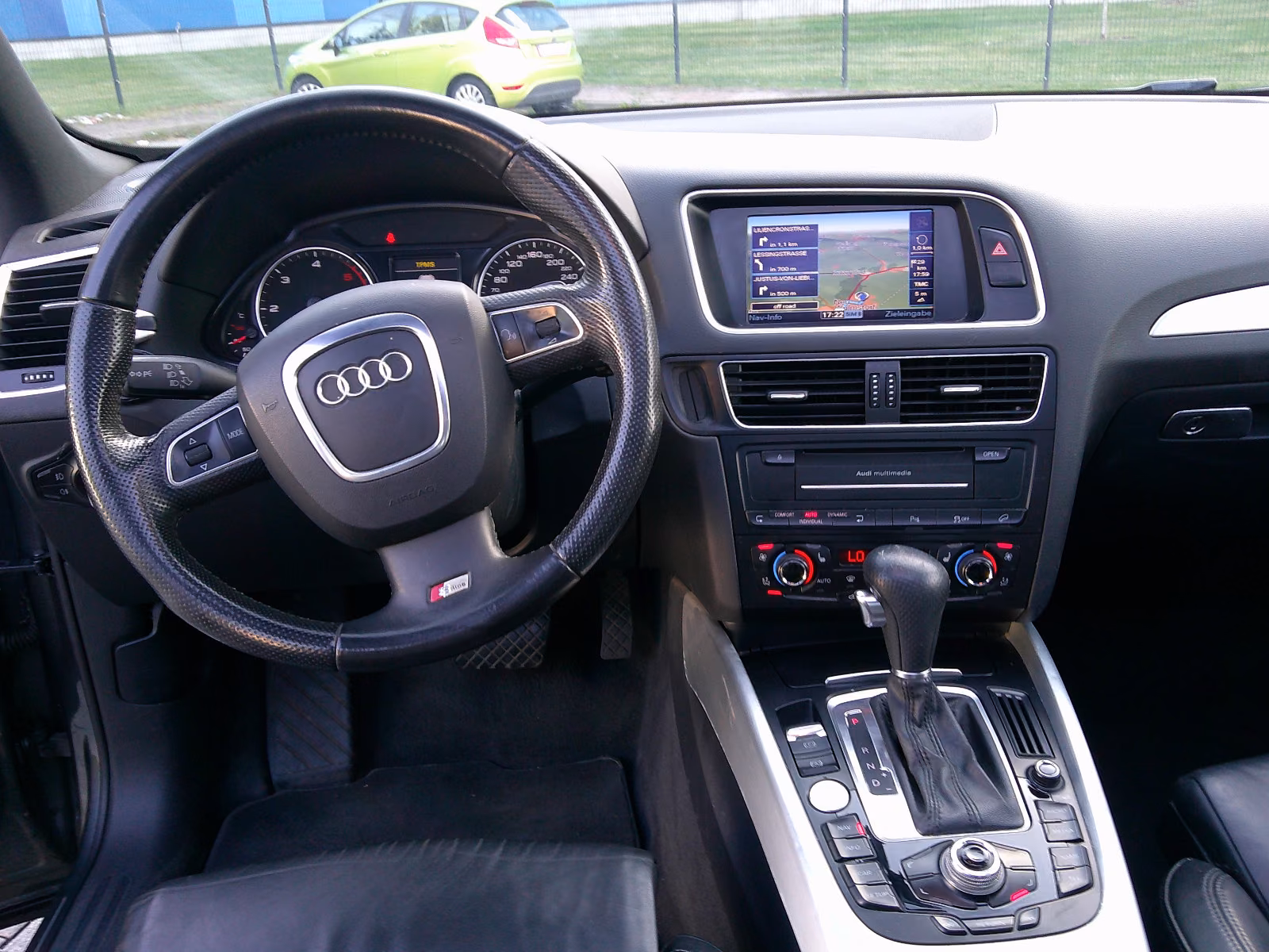 AUDI Q5 3.0 TDI 240CH QUATTRO S LINE