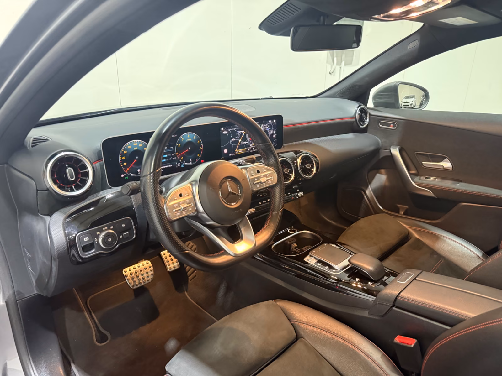 MERCEDES-BENZ A 35 AMG | 306 ch | 4X4 | BVA - 4MATIC | PANORAMA | LED