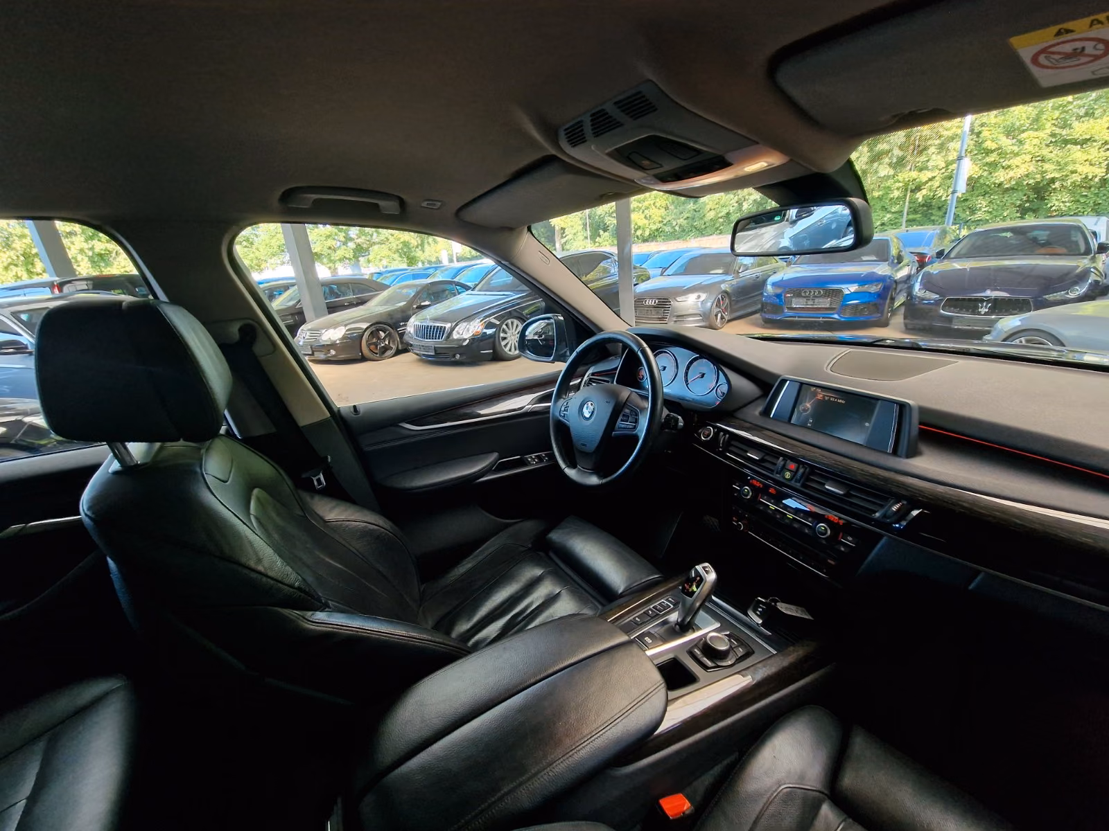 BMW X5 xDRIVE 40d 3.0 BI-TURBO 313ch BVA - CUIR DAKOTA - SIÈGES CHAUFFANTS ET VENTILÉS - ATTELAGE - CAMÉRA DE RECUL - SUSPENSION ADAPTATIVE