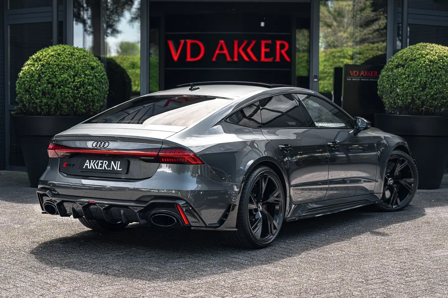 Audi RS7 Sportback 4.0 TFSI V8 600 ch • Dynamic Plus • Céramique • B&O 3D • Laser • Head-up • 22"