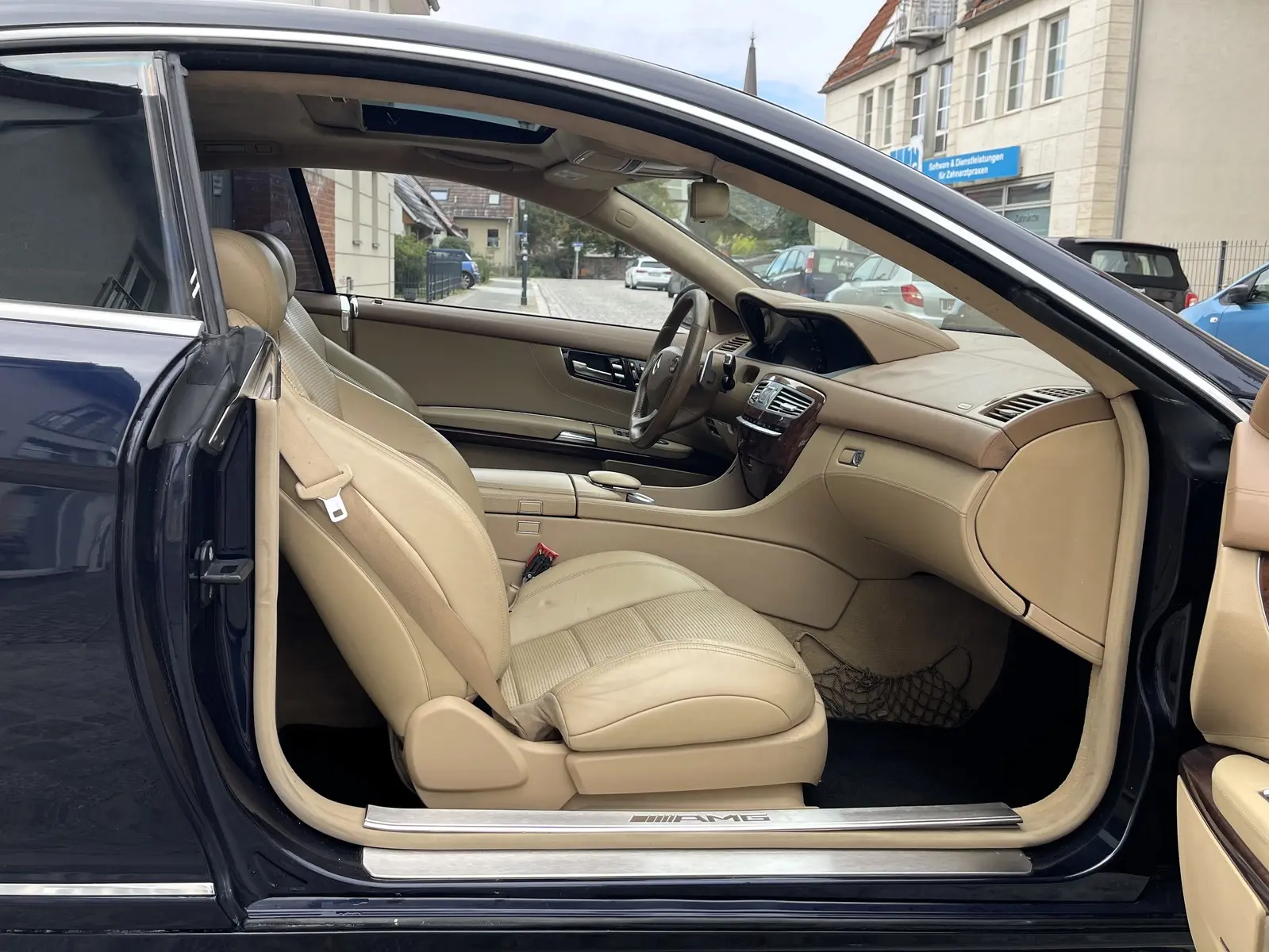 MERCEDES-BENZ CL - 63 AMG - 525 CV - BVA - TOIT OUVRANT