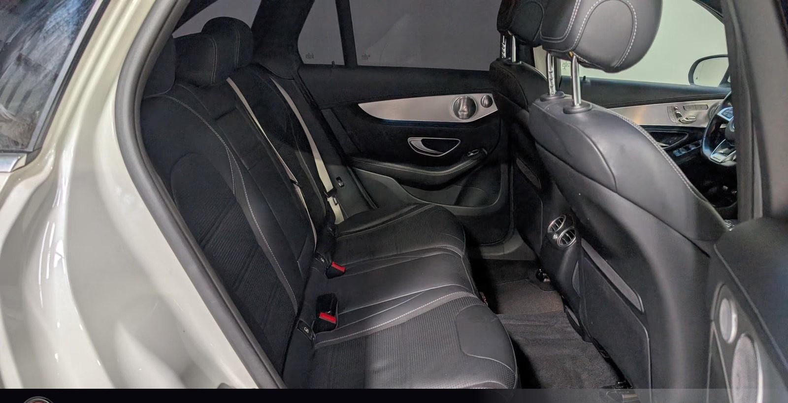 Mercedes-AMG GLC 63 S AMG 4MATIC+ V8 510 ch • Toit pano • Burmester • Cuir Nappa • Sièges ventilés • Attelage