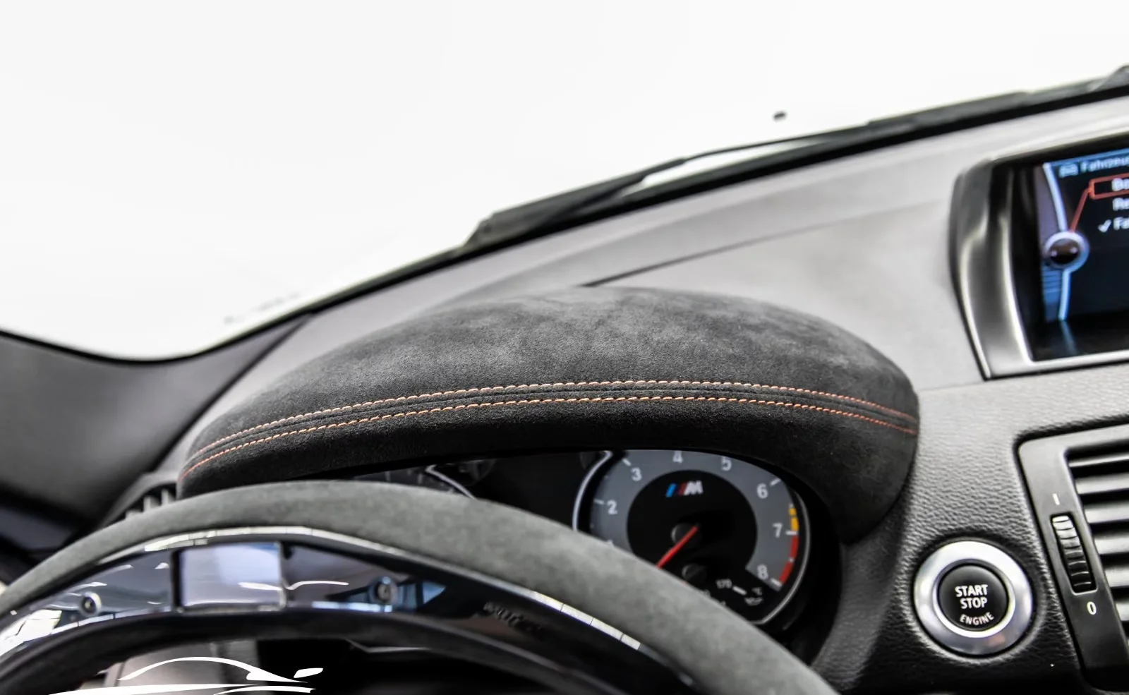 BMW 1M Coupé 3.0 biturbo 340 ch • Boîte manuelle 6 • KW V3 • Cuir • Harman Kardon