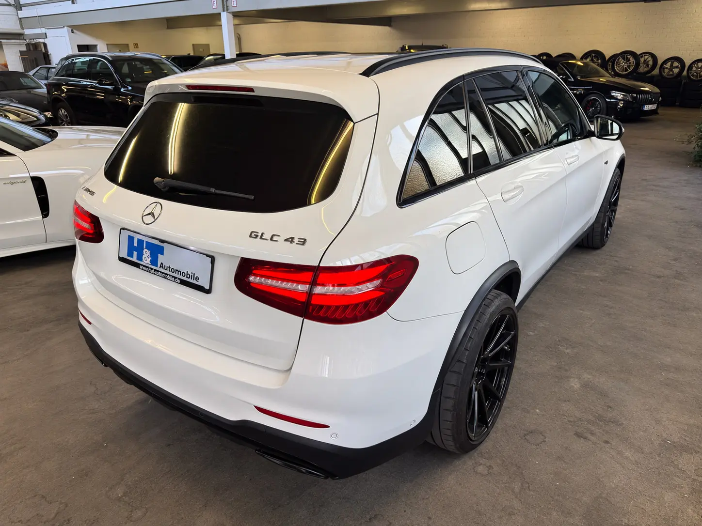 Mercedes-Benz Classe GLC 43 AMG 4MATIC | 390 ch | BVA | Toit panoramique | Burmester | Affichage tête haute | Suspension pneumatique | Attelage