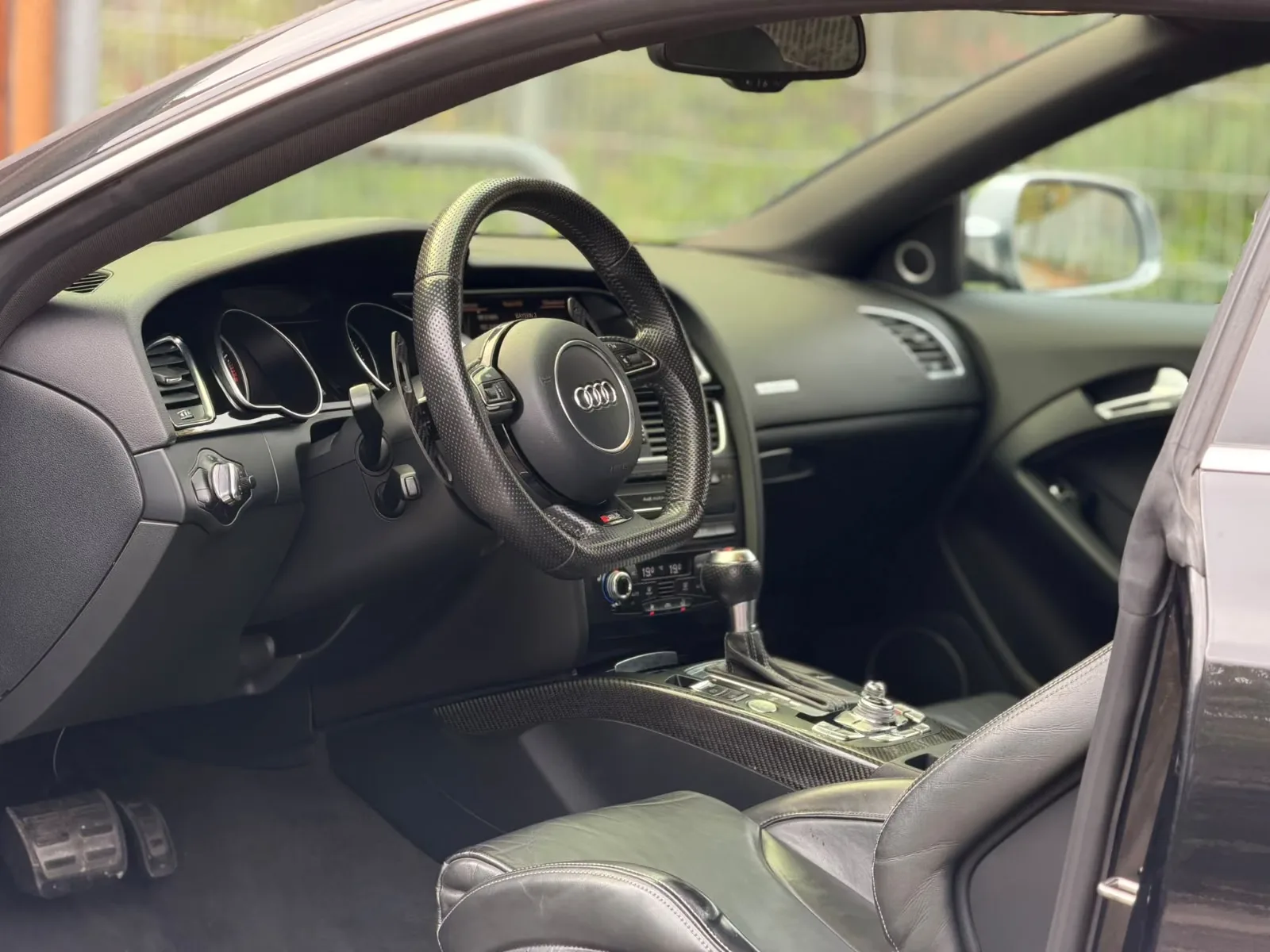 Audi RS5 Coupé 4.2 FSI quattro | 450 ch | BVA | Toit panoramique | Bang & Olufsen | Caméra | GPS | Sièges chauffants