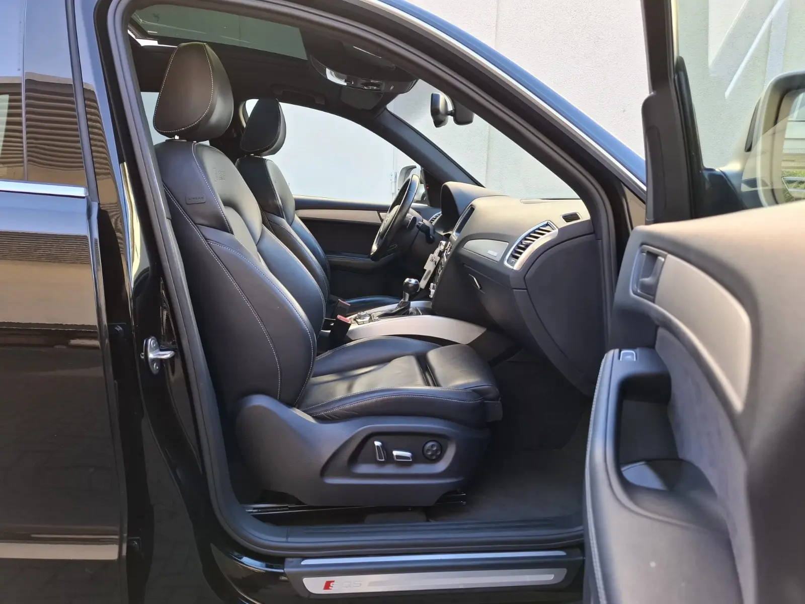 Audi SQ5 3.0 TDI competition quattro | 326 ch | BVA | Toit panoramique | Cuir | Régulateur adaptatif | GPS | Attelage