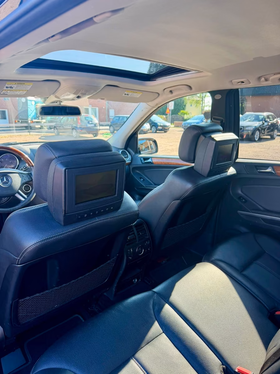 Mercedes-Benz GL 450 4Matic | 340 ch | BVA | 7 places | Toit panoramique | Suspension Airmatic | Écrans arrière | GPS