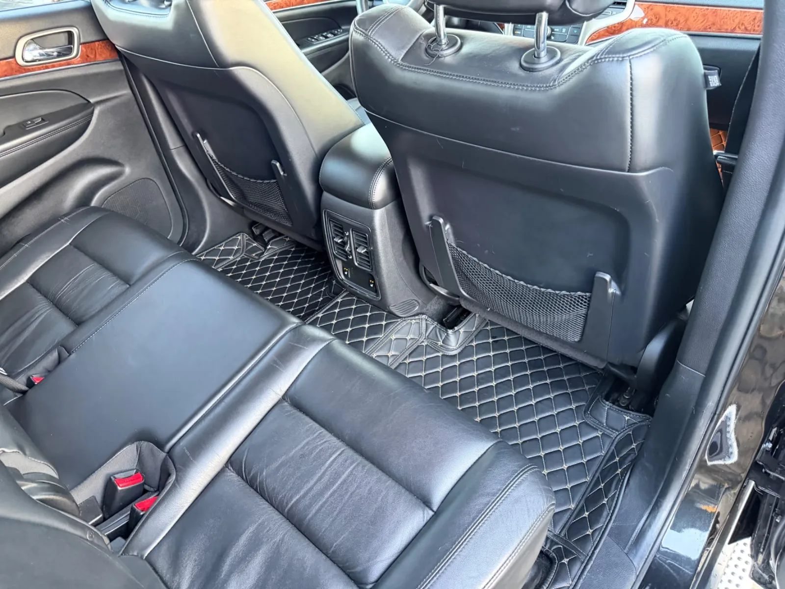 JEEP GRAND CHEROKEE 3.0 CRD LIMITED | 241 ch | 4X4 | BVA | HAYON ÉLECTRIQUE | RÉGLAGE ÉLECTRIQUE DES SIÈGES AVEC FONCTION MÉMOIRE | VOLANT EN CUIR